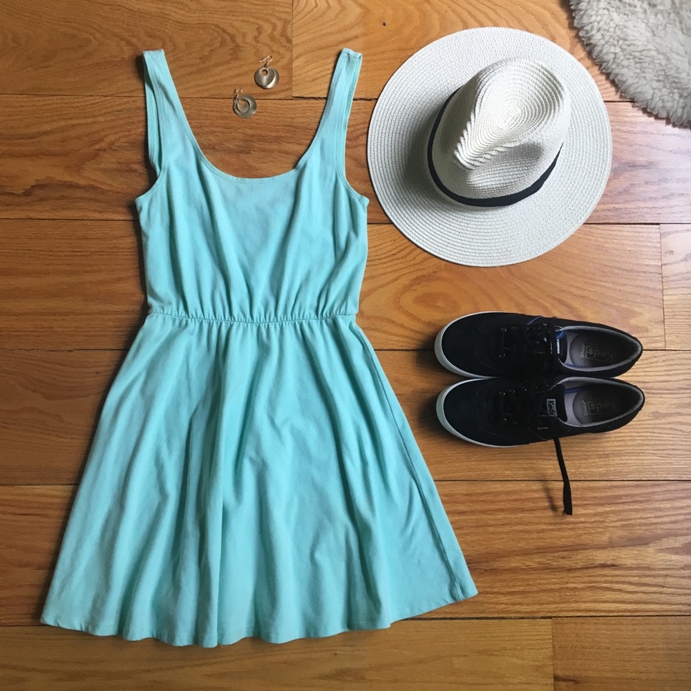 Mint cinched waist dress